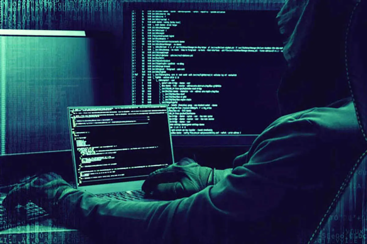 یک هکر، اطلاعات نیم میلیون آمریکایی را دزدید