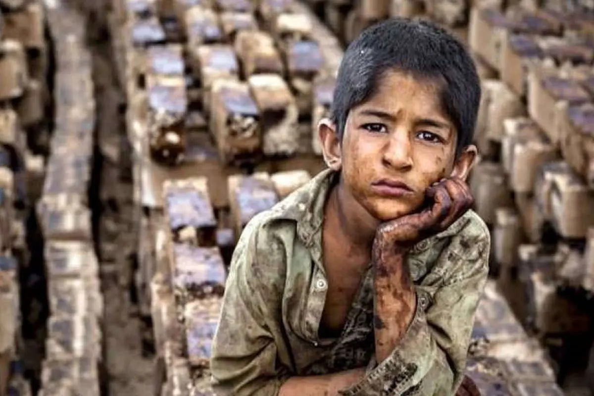 کودکان کار در ایران چقدر از حمایت قانونی برخوردارند؟ (اینفوگرافیک)