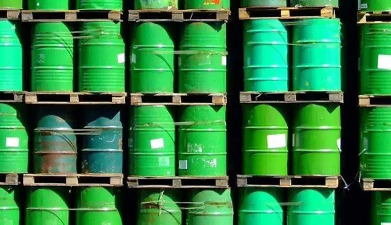 سرانجام عرضه نفت در بورس چه شد؟
