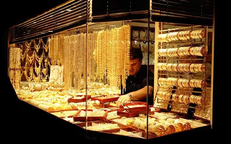 قیمت طلا و سکه ارزان می‌شود؟
