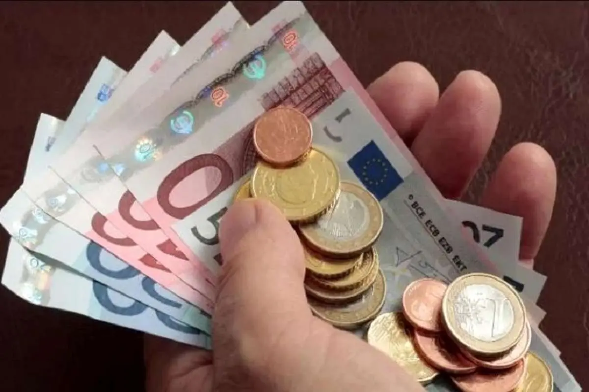 سه پله افزایش قیمت یورو در تعطیلات نوروزی