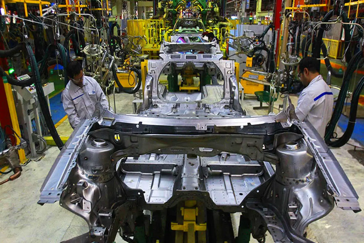 کاهش 40 درصدی تولید خودرو در ایران