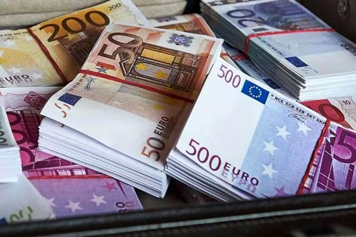 در 20 روز اول سال چقدر یورو در سامانه نیما وارد شد؟