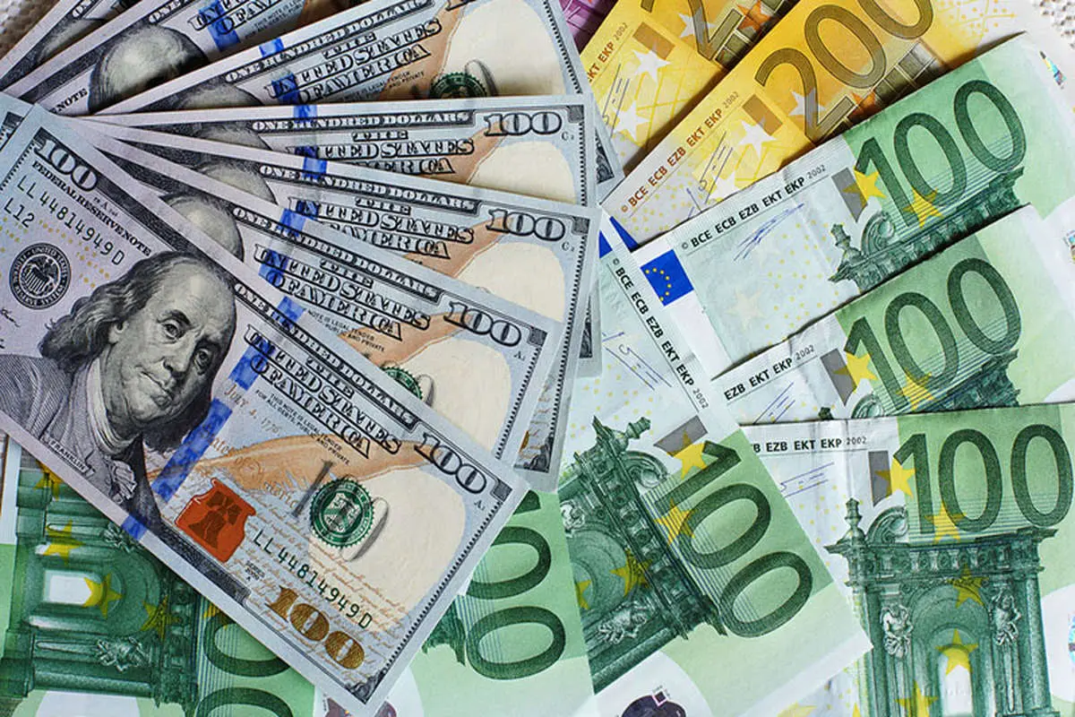 دلار پیروز رقابت با یورو
