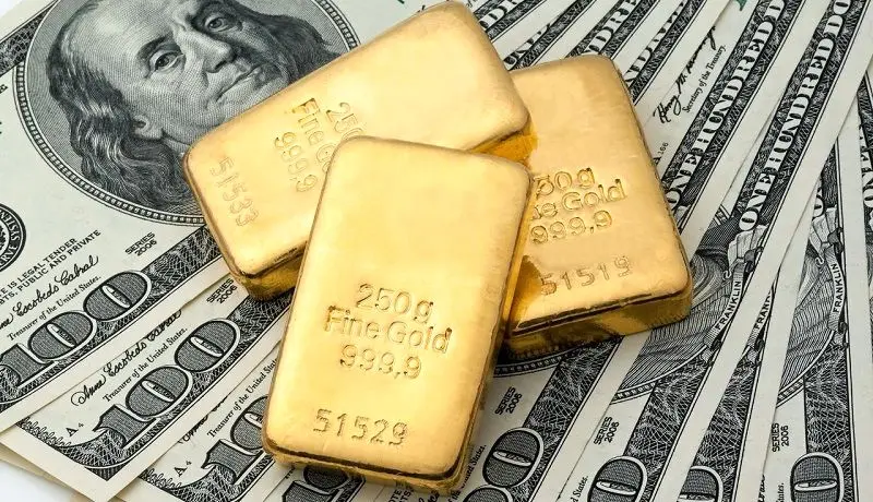 دلار طلا را کم عیار کرد