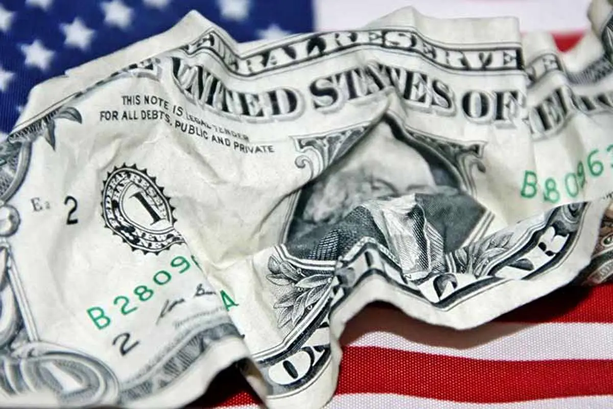 کسری بودجه آمریکا به یک تریلیون دلار نزدیک شد