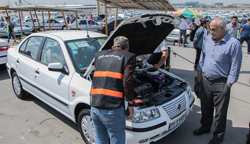 آخرین قیمت خودروی داخلی در بازار امروز 24 مهر / سمند ارزان شد