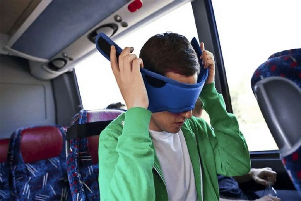 توصیه‌هایی برای زمانی که دیگران در اتوبوس خوابند