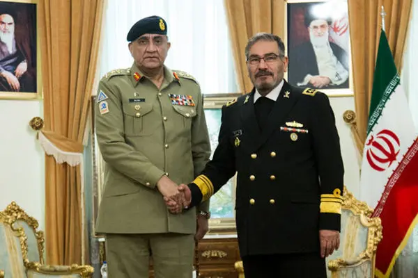 تصاویر دیدار فرمانده ارتش پاکستان با علی شمخانی
