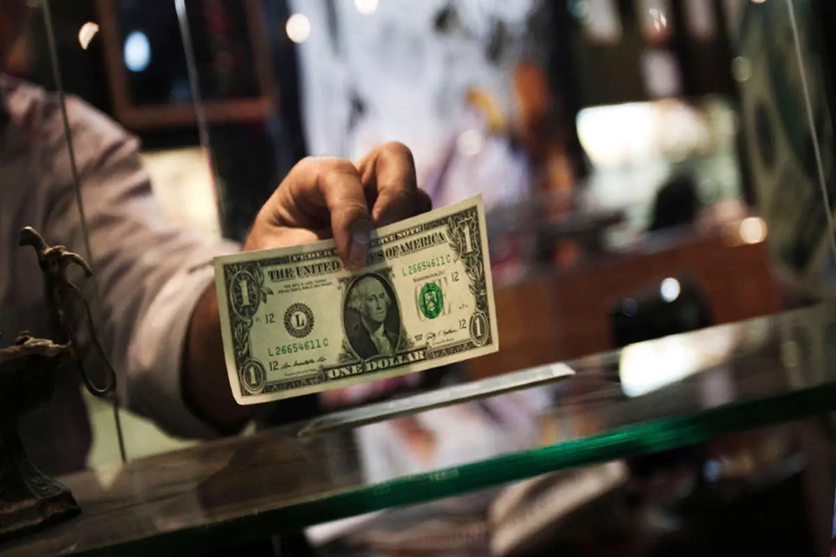 قیمت دلار در شب عید چقدر می‌شود؟