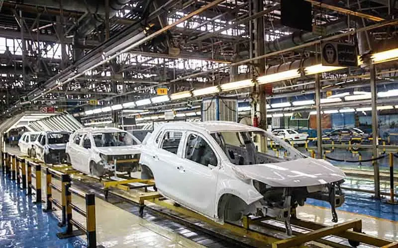 انتشار کارنامه تولید خودرو در 10 ماهه نخست امسال / تولید پراید بیشتر شد