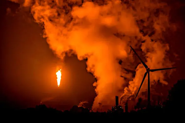 گرمایش زمین و تغییرات اقلیمی؛ آینده صنایع نفتی چگونه است؟