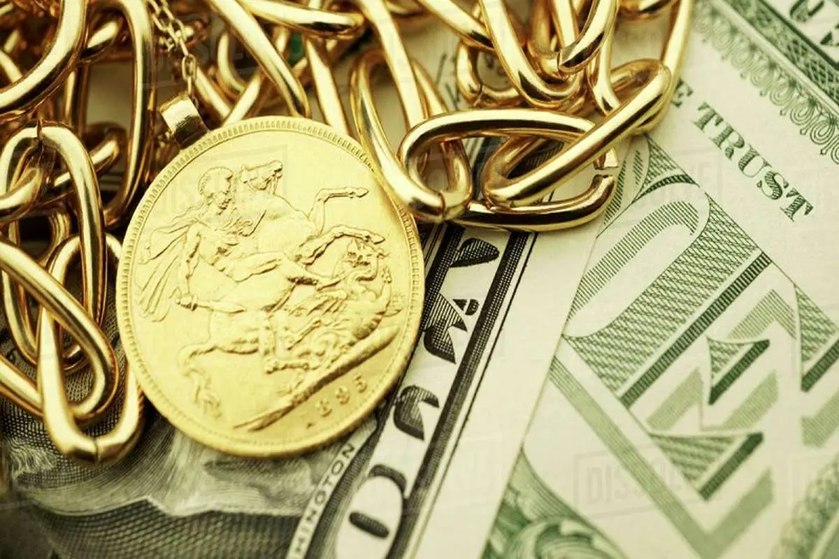 بهترین عملکرد روزانه دلار از ابتدای سال / طلا اندکی کاهش یافت