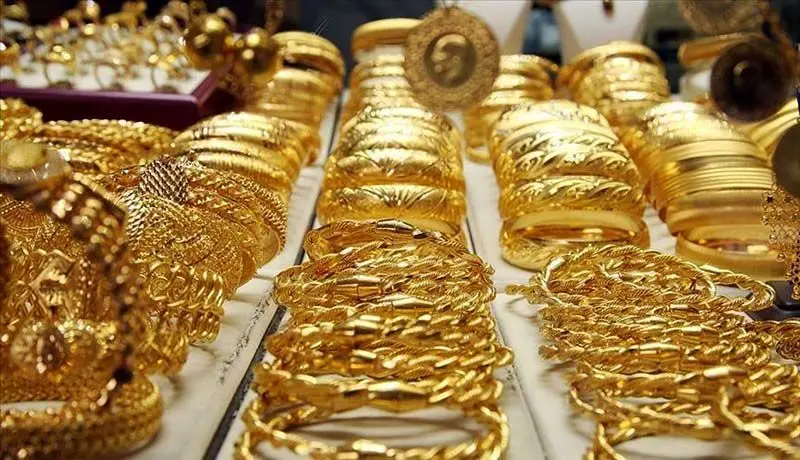 طلای ۱۸ عیار به گرمی 504 هزار و دویست تومان رسید / قیمت طلا و دلار امروز ۹۸/11/15