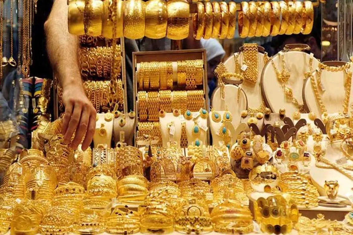 قیمت طلای ۱۸ عیار به گرمی 530 هزار تومان رسید / قیمت سکه و دلار امروز ۹۸/11/26