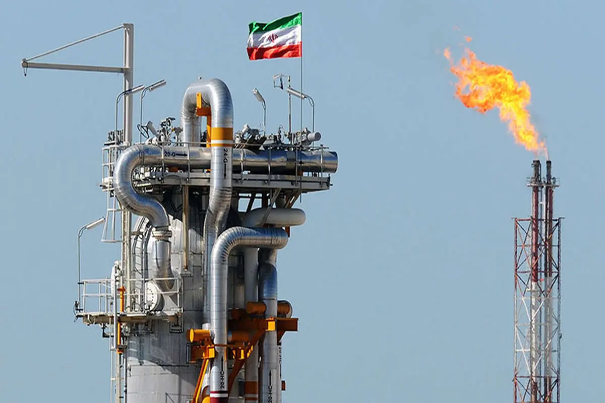 سقوط قیمت نفت سنگین ایران به زیر ۱۵ دلار