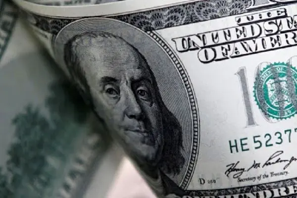 آیا دلار در بهار گران می‌شود؟ / آنالیز قیمت ارز در بهار ۵ سال اخیر