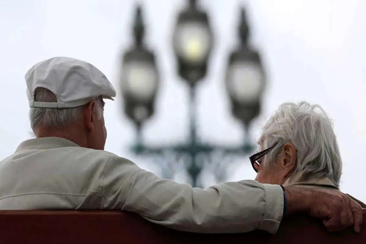 ارتباط ثروت و سن و سال: افراد فقیر زودتر از افراد ثروتمند پیر می‌شوند