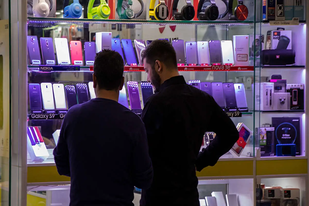 آیا فروشندگان موبایل محدویت‌های کرونایی را دور می‌زنند؟