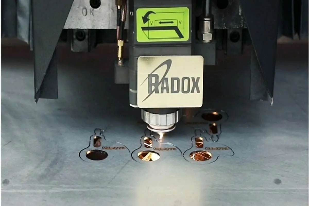 رادوکس بزرگترین تولیدکننده دستگاه برش لیزر سی ان سی در خاورمیانه