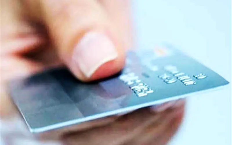 صدور کارت اعتباری خرید با توثیق سهام عدالت یا یارانه آغاز شد
