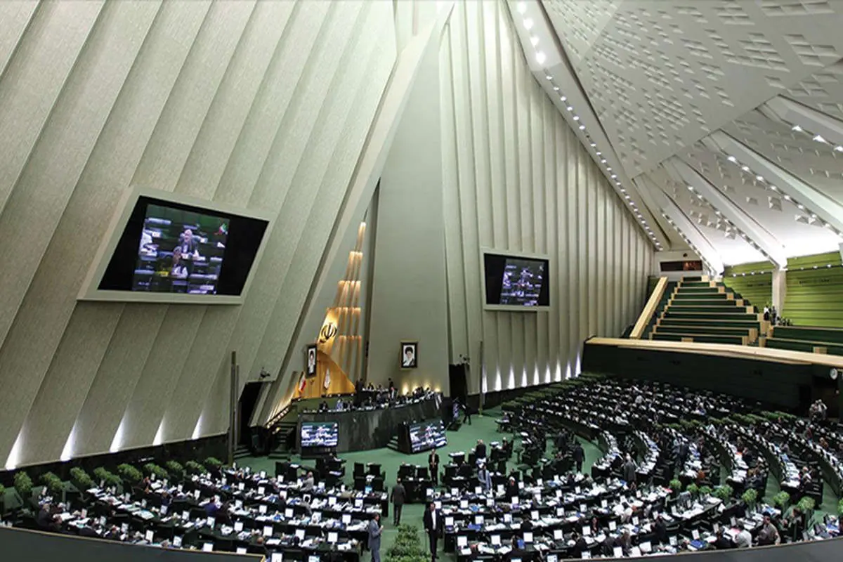 شکایت مجلس از روحانی به قوه قضائیه ارجاع شد