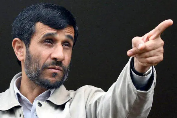 کارنامه اقتصادی احمدی‌نژاد / ۷۰۰ میلیارد دلار درآمد نفتی چه شد؟