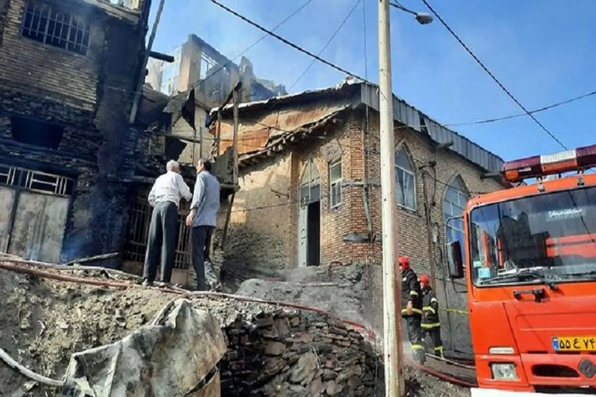 خسارت ۱۰۰ درصدی منازل در آتش‌سوزی یک روستا در حومه مشهد