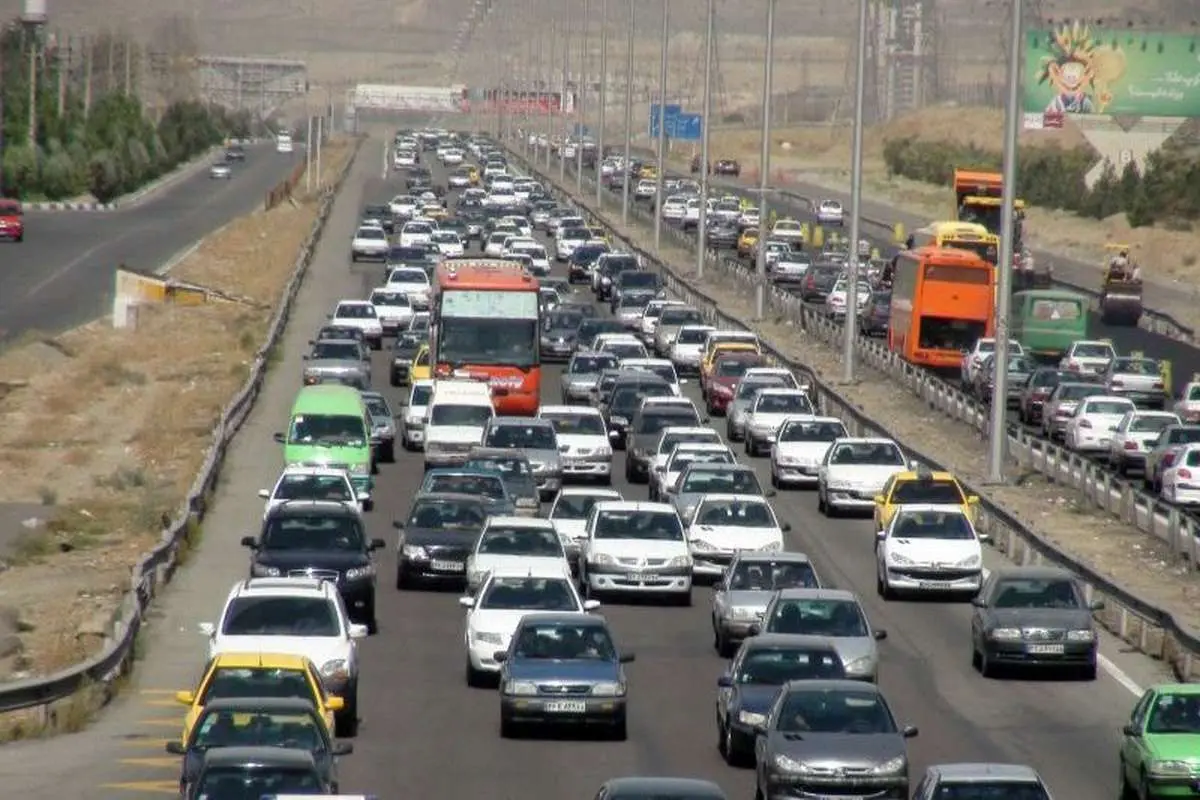 ترافیک سنگین در آزادراه کرج &#8211; تهران