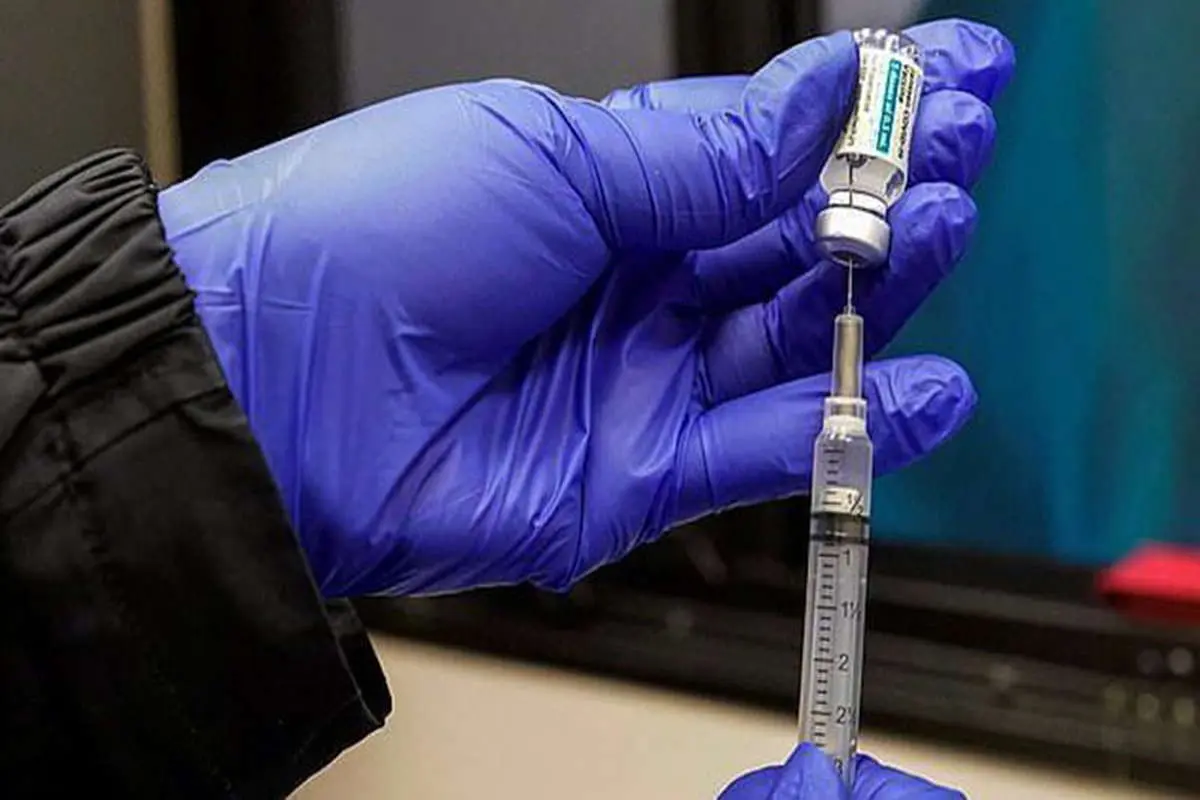 تزریق فایزر در مرکز واکسیناسیون مشهد مال تکذیب شد
