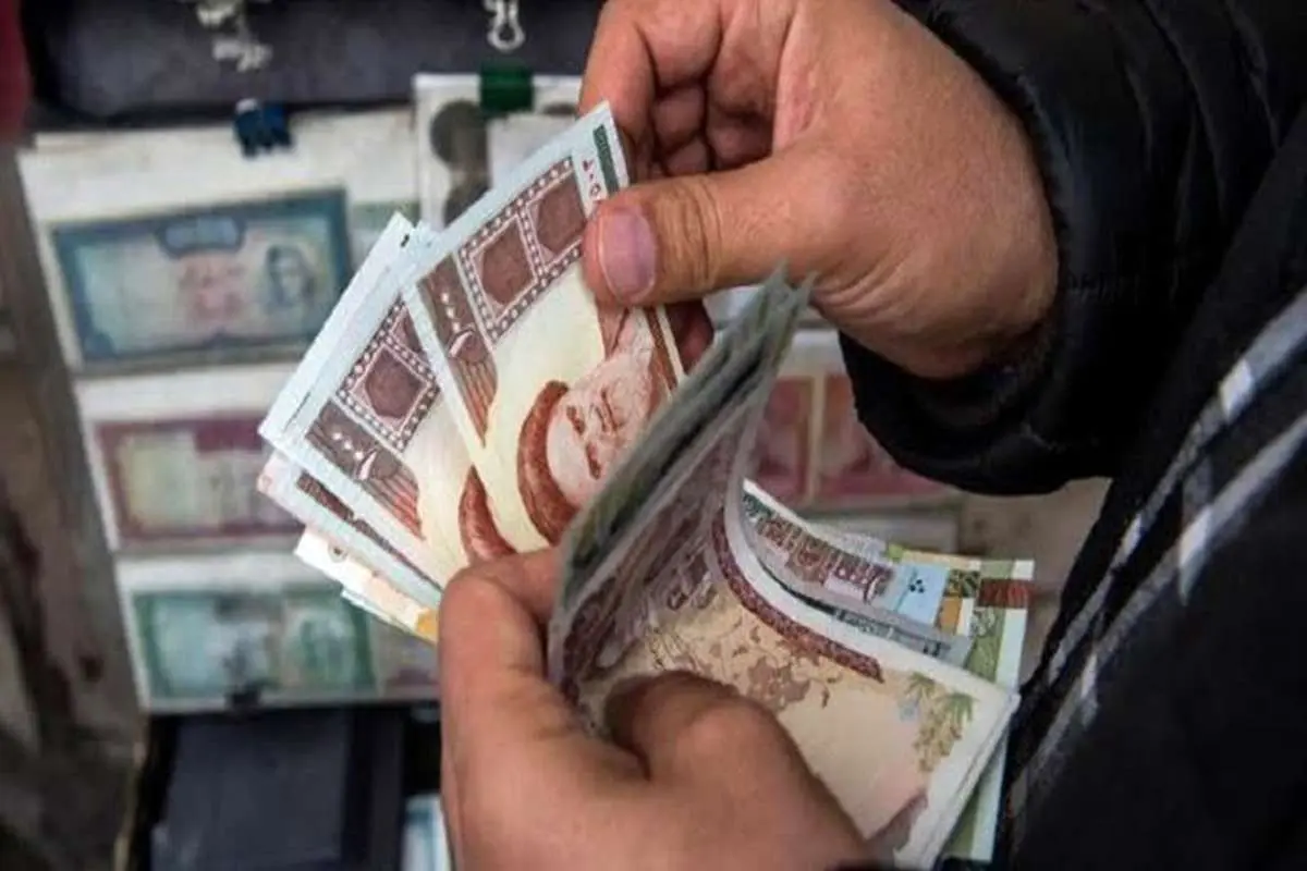 بازار سیاه پول ایرانی / فروش اسکناس قدیمی با ۴۰ برابر ارزش واقعی!
