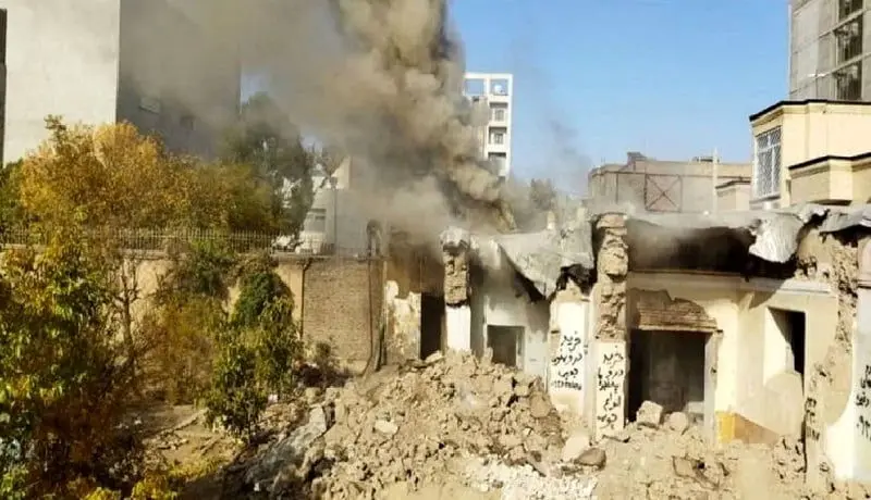خانه مشکاتیان در آتش سوخت