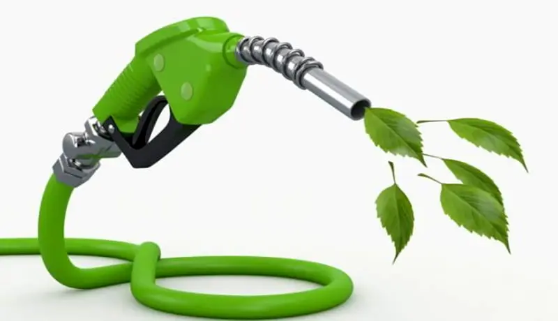 فرآورده‌های نفتی را با چه منبعی جایگزین کنیم؟/ انرژی پاک واقعا گران است؟