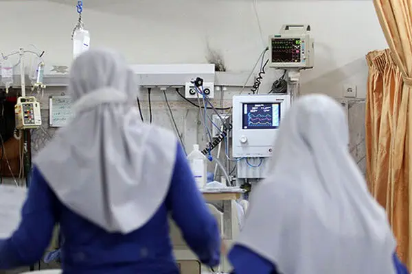 دریافتی پرستاران بیمارستان‌های دولتی زیرخط فقر است/ترک کار 216 پرستار در 9 ماه گذشته