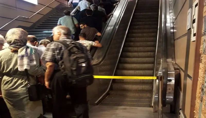 پله‌‌های برقی مترو فرسوده شدند / پای قطعات چینی در میان است؟