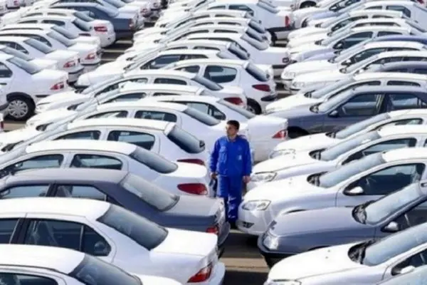 انباشت ۱۷۸ هزار خودروی ناقص/ خودروسازان در سودای افزایش قیمت؟