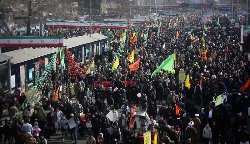 آغاز مراسم راهپیمایی ۲۲ بهمن/ جزئیات مسیر راهپیمایی در تهران