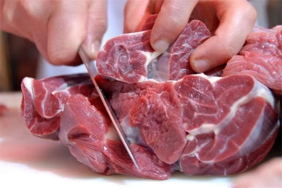 قیمت گوشت امروز ۱۵ فروردین ۱۴۰۱/ چرا گوشت مدام گران می‌شود؟