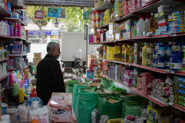 آیا کارفرمایان ایرانی به کارگران کم حقوق می‌دهند؟