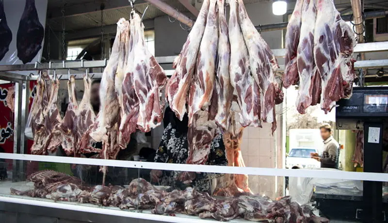 قیمت گوشت ۲۷ فروردین ۱۴۰۱/ قیمت بوقلمون در میادین میوه و تره‌بار کاهش یافت