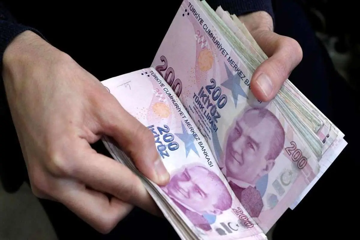 قیمت لیر امروز ۴ اردیبهشت ۱۴۰۱/ سفر به ترکیه پرهزینه و گران شد