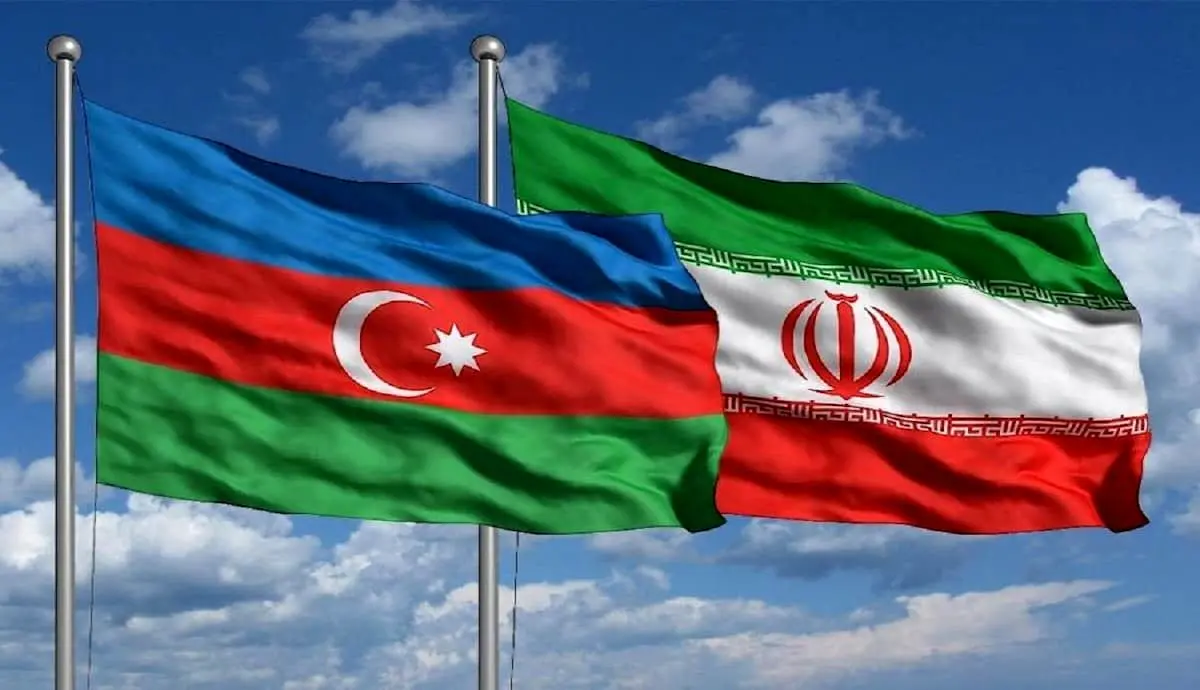 دلیل تشکیل صف کامیون در مرز ایران و آذربایجان چیست؟