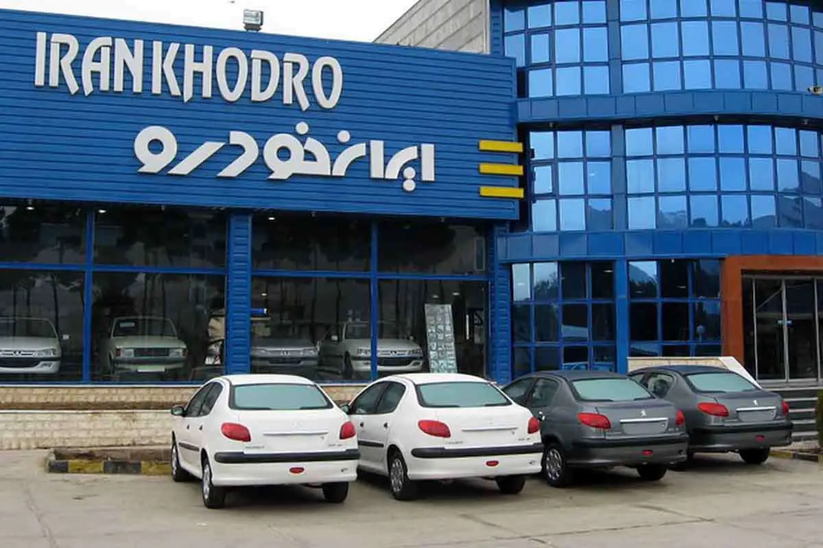 اعلام قیمت کارخانه‌ای محصولات ایران خودرو در دی‌ماه ۱۴۰۲ + جدول