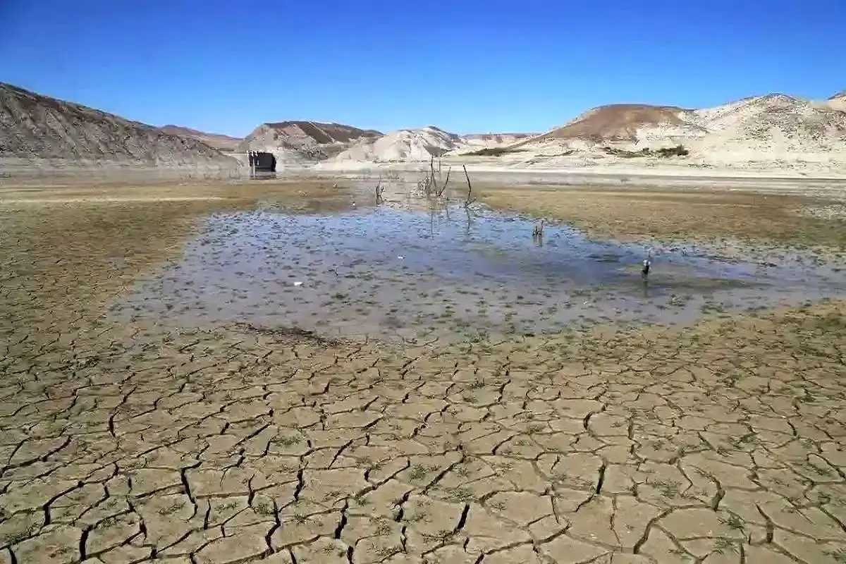کاهش ۳۰ درصدی منابع آبی نسبت به سال ۱۴۰۱/ در سال چهارم خشکسالی هستیم
