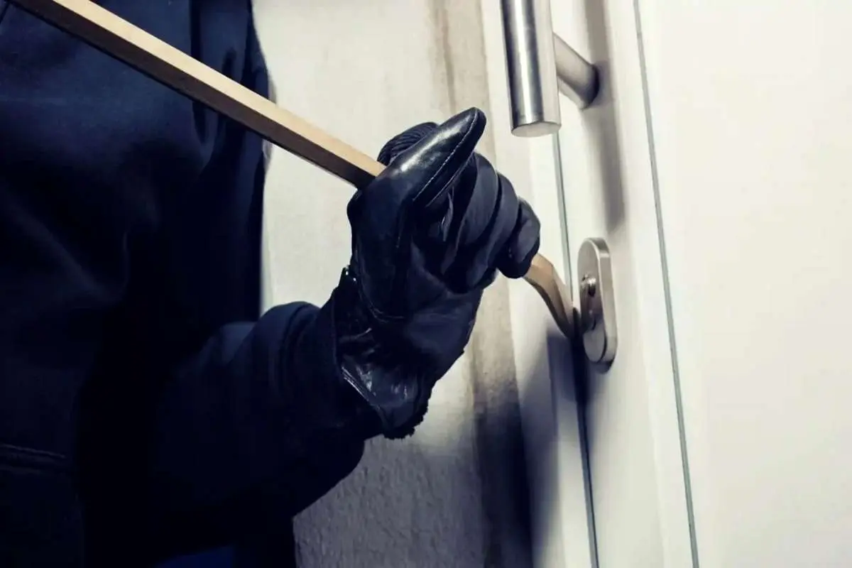  ۱۱ توصیه‌ پلیس برای پیشگیری از سرقت منزل در ایام نوروز