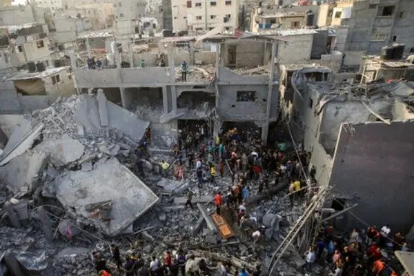 کیت بلانشت با لباسش در کن به حمایت از فلسطین پرداخت
