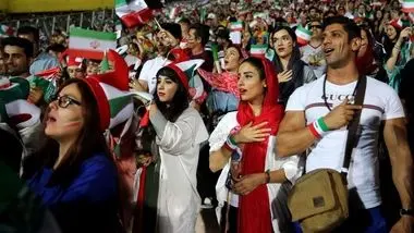 برخی می‌گفتند کرونا را بهانه کنید که زنان وارد ورزشگاه نشوند!