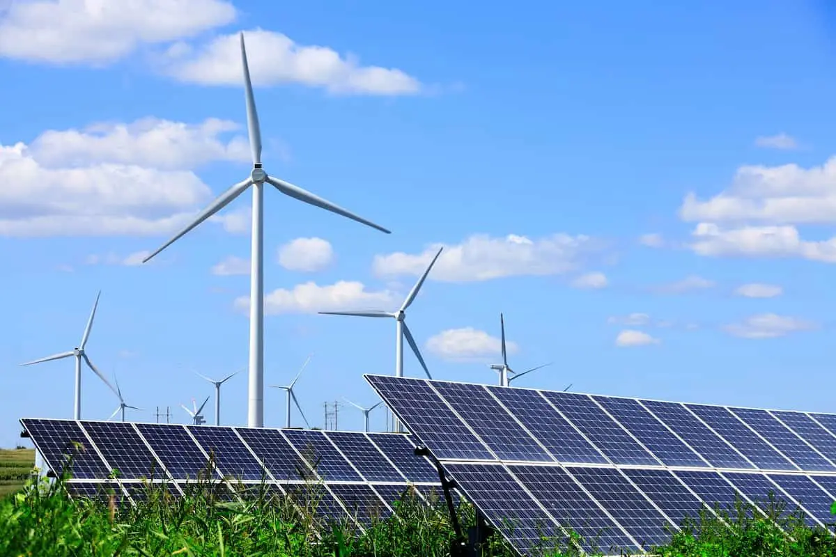 نگاهی به مزیت‌های اقتصادی انرژی های تجدیدپذیر