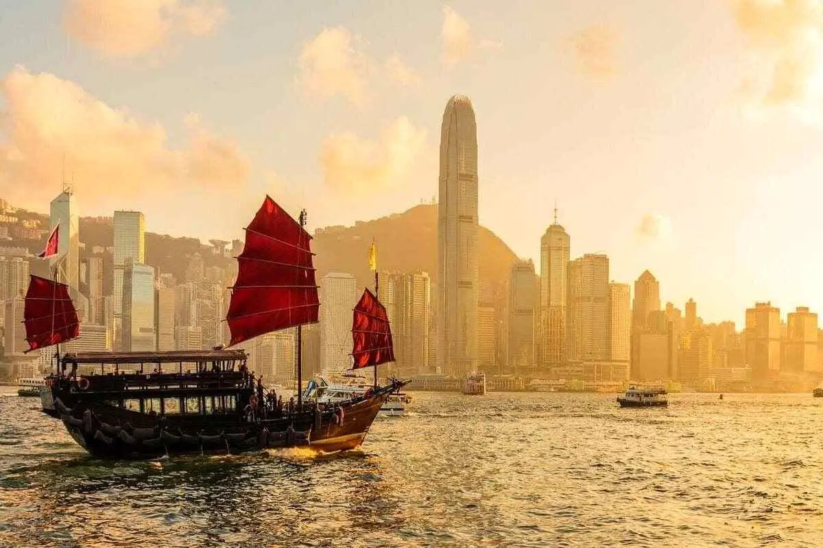 هنگ کنگ درهای خود را به روی ETF های رمز ارزی باز کرد
