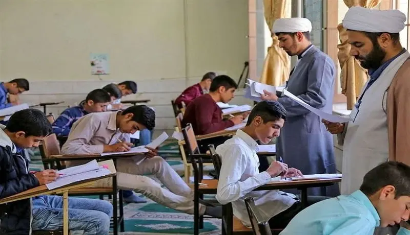 تاکید برنامه هفتم بر پیوند مدارس با مساجد/ انتقادات از برنامه توسعه ادامه دارد